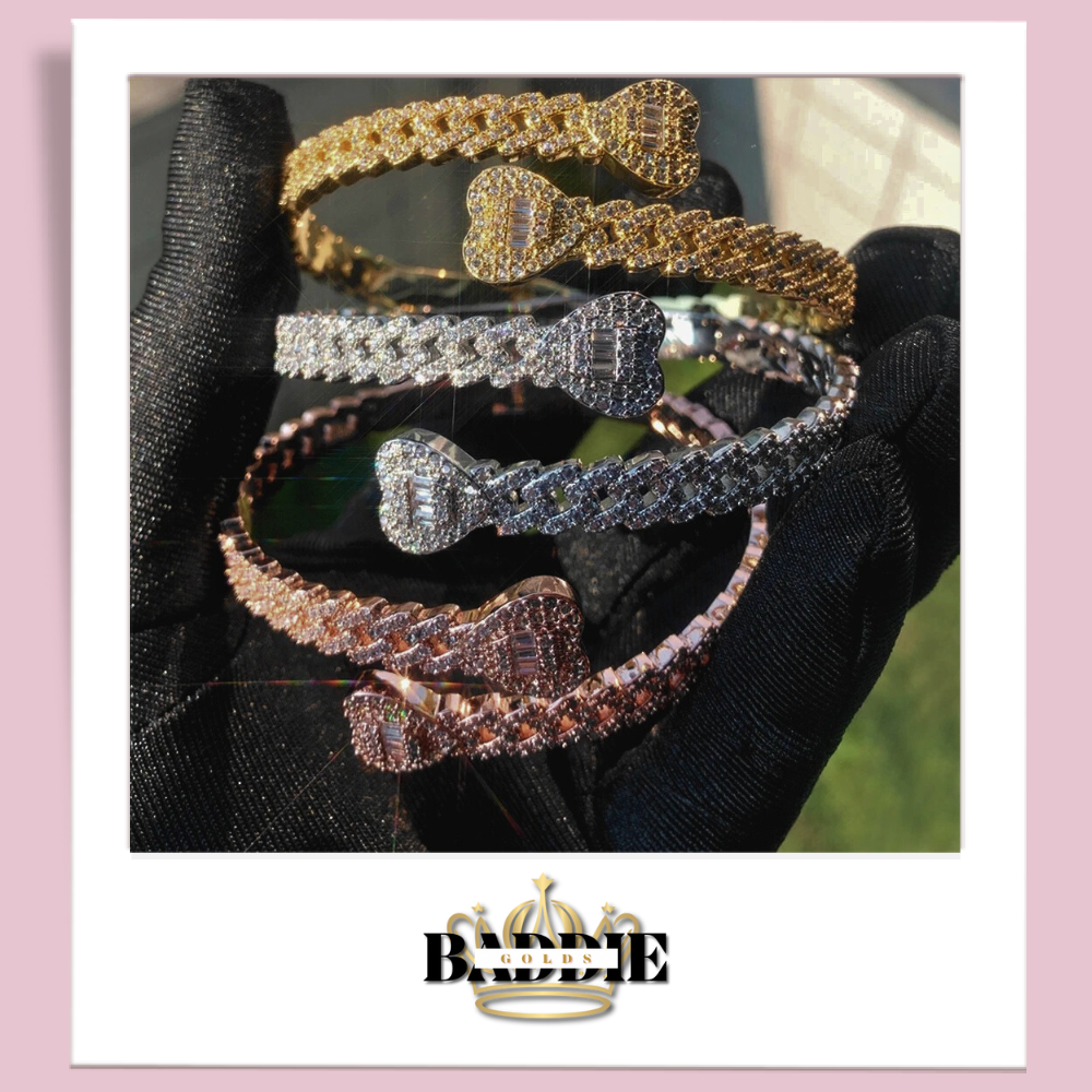 Saavy | Bangle