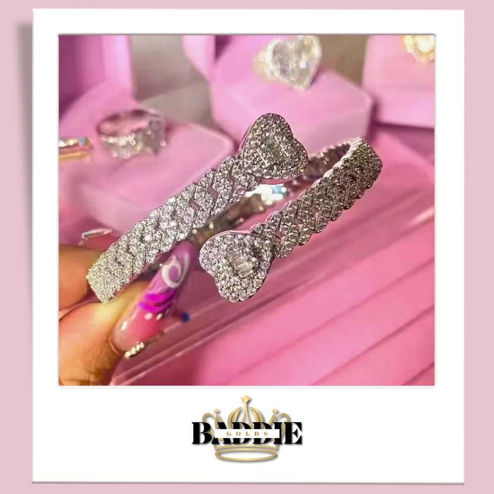 Saavy | Bangle