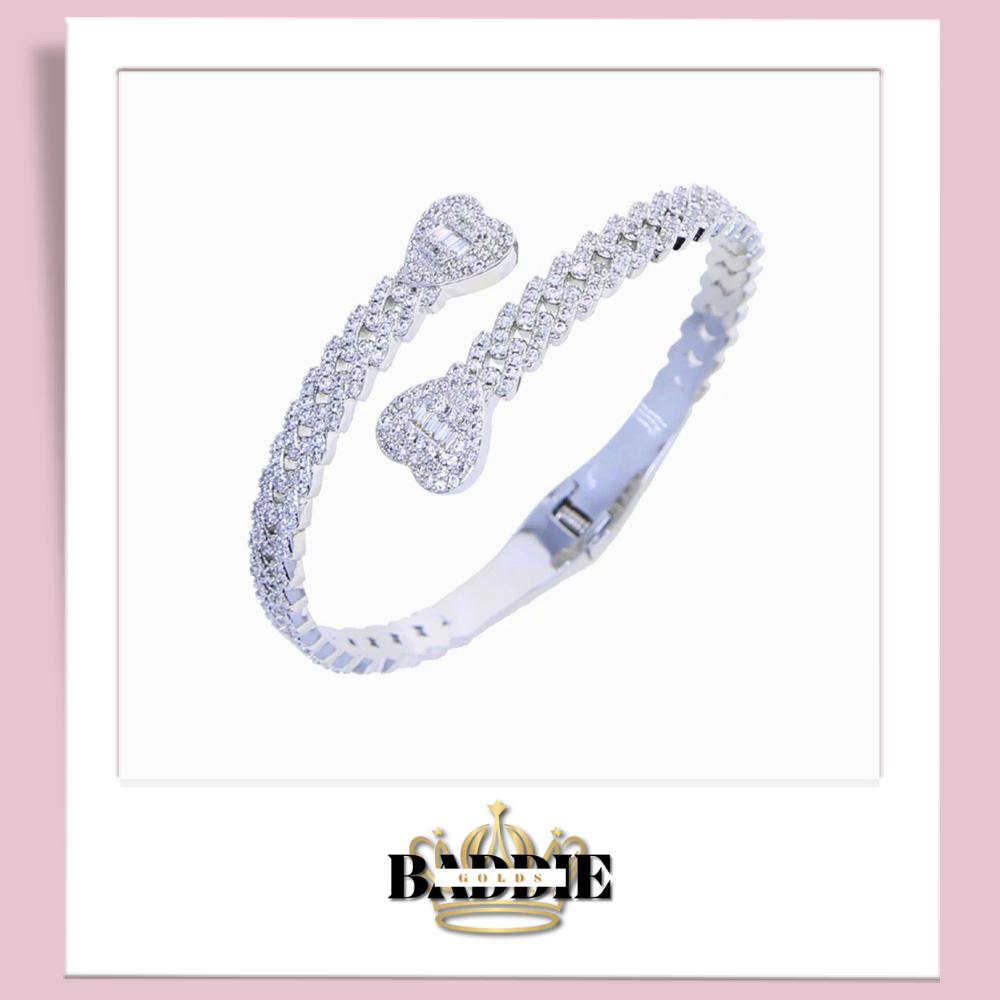 Saavy | Bangle